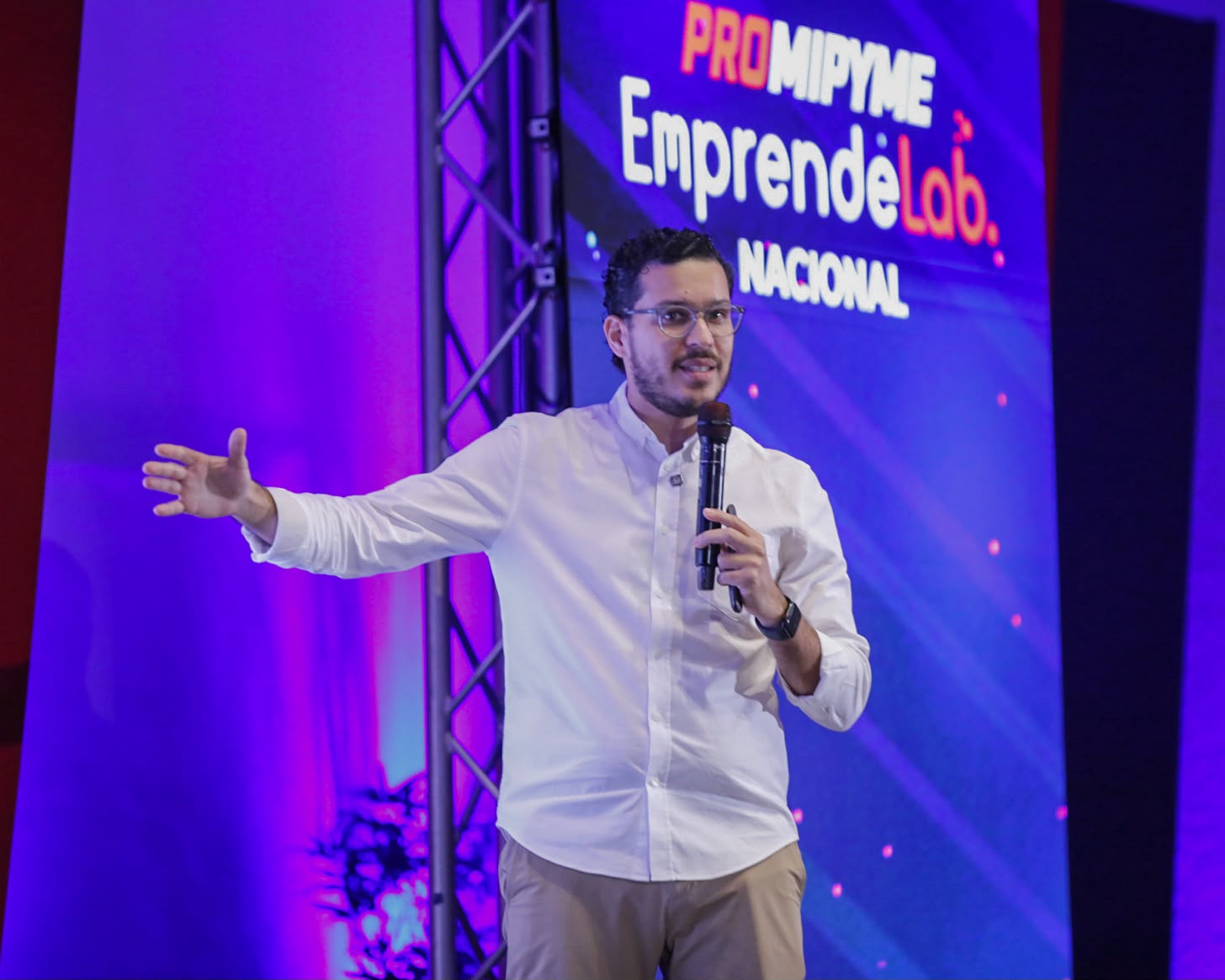 Michael Jacobo destaca importancia del capital privado para impulsar emprendimientos innovadores